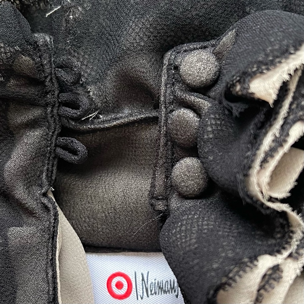 Neiman Marcus/Target Collab Keyhole Ruffled Sleeveless Top Black/Tan M (Women’s) - Picture 3 of 9